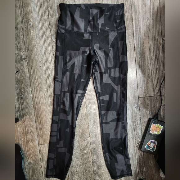 Under Armour Leggings - Picture 1 of 3